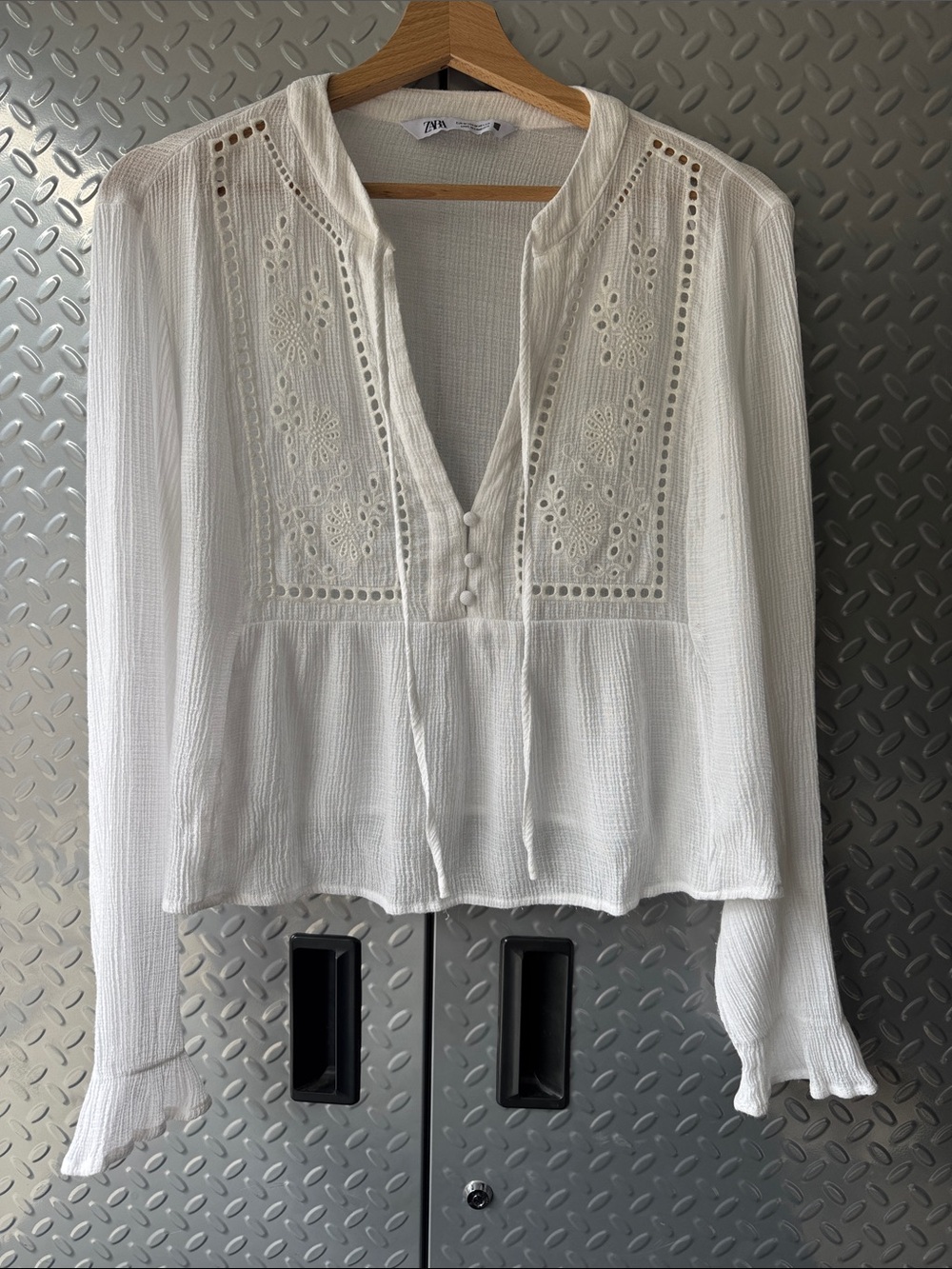 Zara White Embroidered Peasant Top